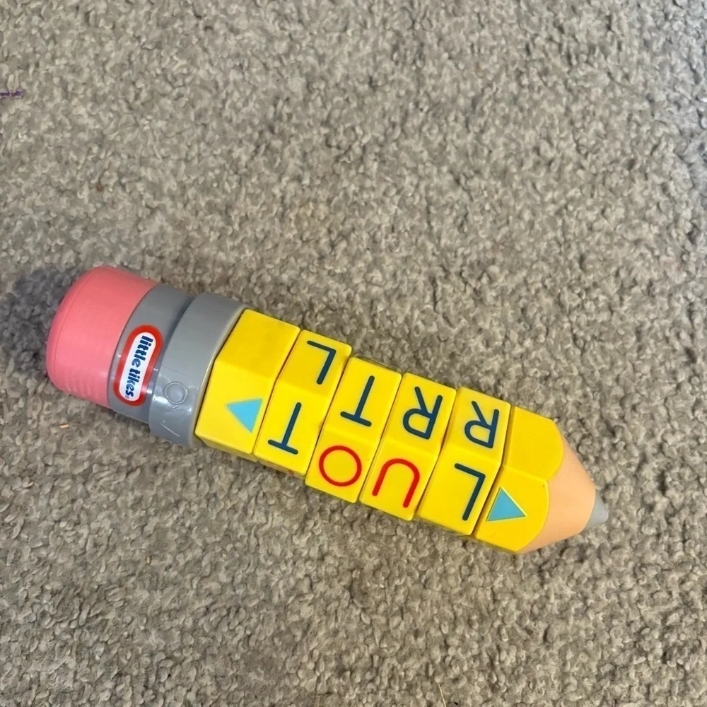 Little Tikes Learn & Play 100 Words Spell & Spin Pencil Alphabet Learning
